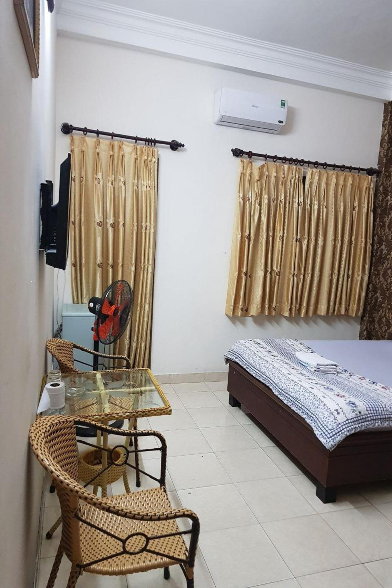 Bau Cat Hotel Хошимін Екстер'єр фото